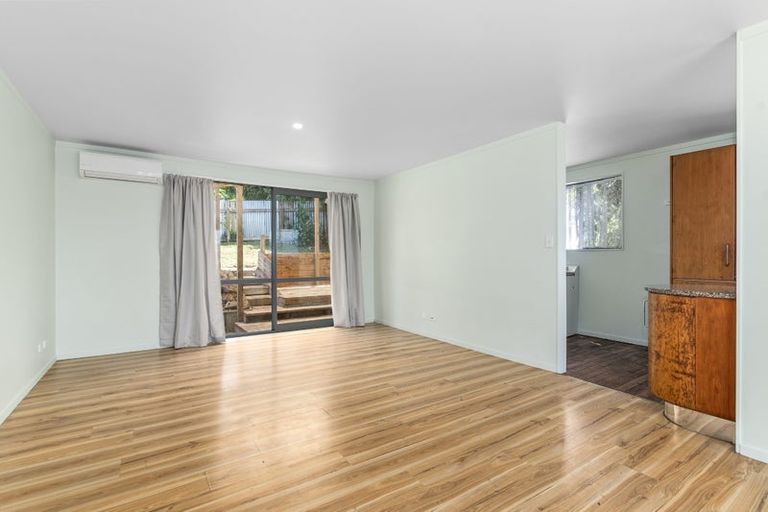 Photo of property in 3 Holmes Avenue, Otangarei, Whangarei, 0112