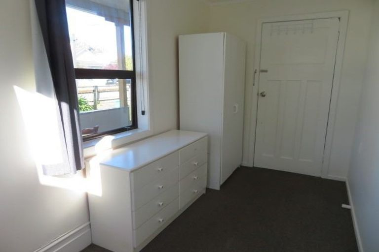 Photo of property in 35 Bay Street, Petone, Lower Hutt, 5012