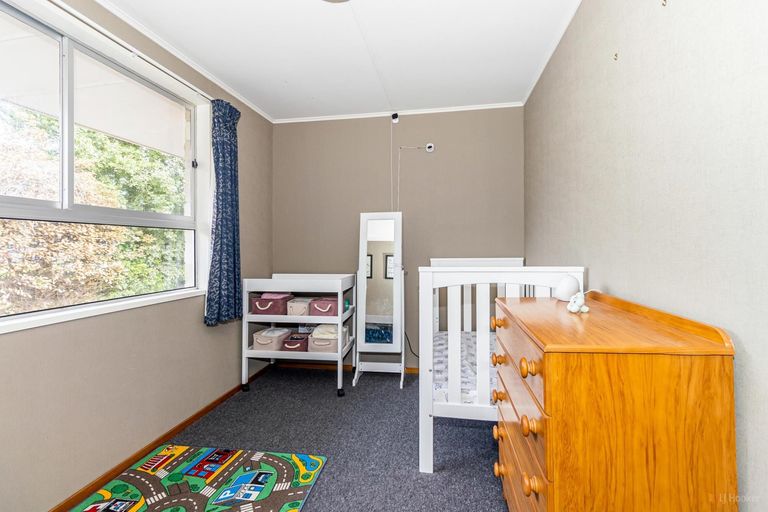 Photo of property in 24 Paul Street, Waimate, 7924