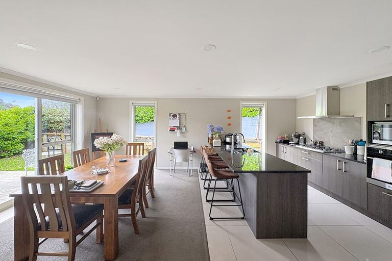 Photo of property in 10 Cabourne Drive, Glenview, Hamilton, 3206