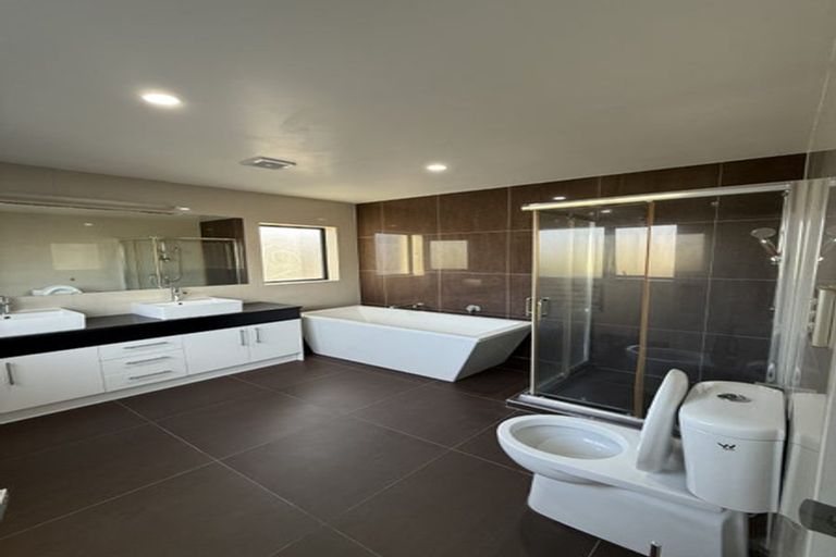 Photo of property in 6 Helianthus Avenue, Flat Bush, Auckland, 2019