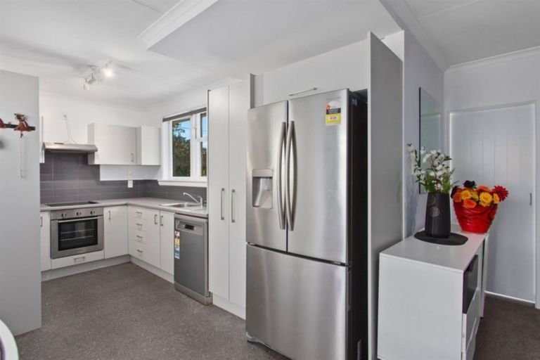 Photo of property in 1 Rata Avenue, Edgecumbe, 3120