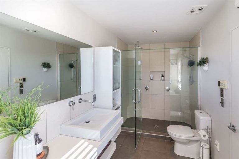 Photo of property in 95 Longhurst Terrace, Cashmere, Christchurch, 8022