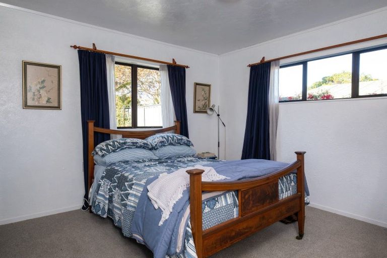 Photo of property in 10 Oregon Road, Te Awanga, 4102