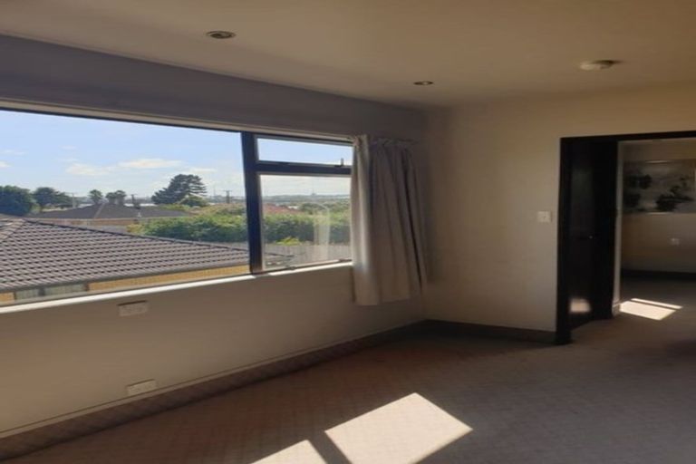Photo of property in 21a Crawford Avenue, Mangere Bridge, Auckland, 2022