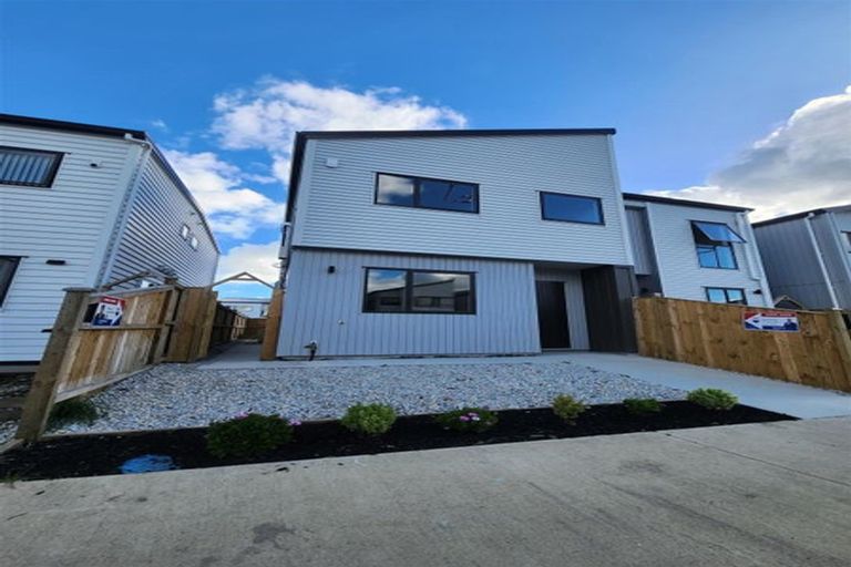 Photo of property in 67 Kairakau Street, Papakura, 2110