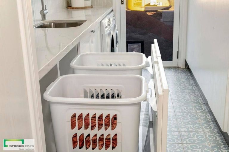 Photo of property in 18 Blackadder Road, Pegasus, 7612