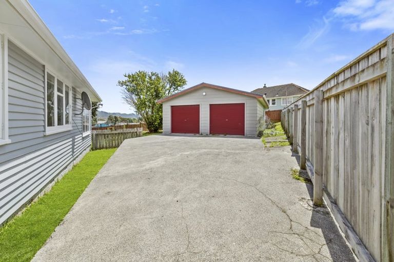 Photo of property in 73 Warspite Avenue, Cannons Creek, Porirua, 5024
