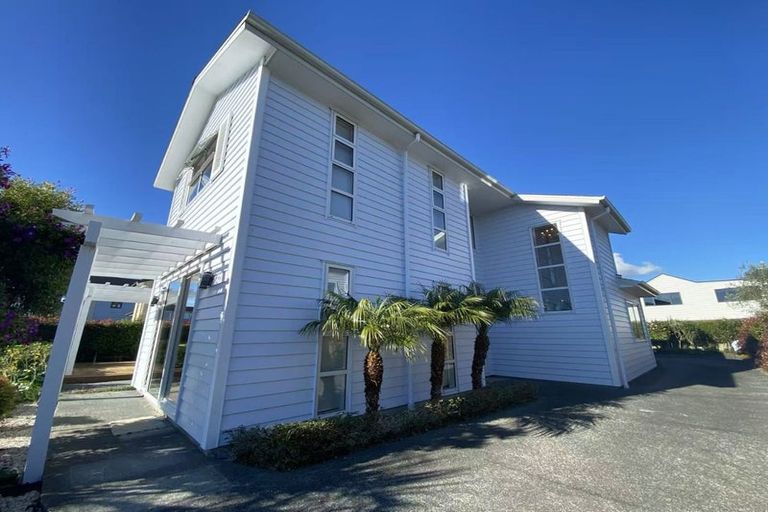 Photo of property in 26 Milano Boulevard, Karaka, Papakura, 2113