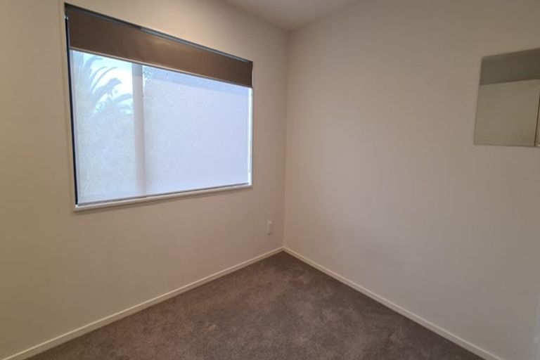 Photo of property in 6/34 Edmonton Road, Henderson, Auckland, 0612