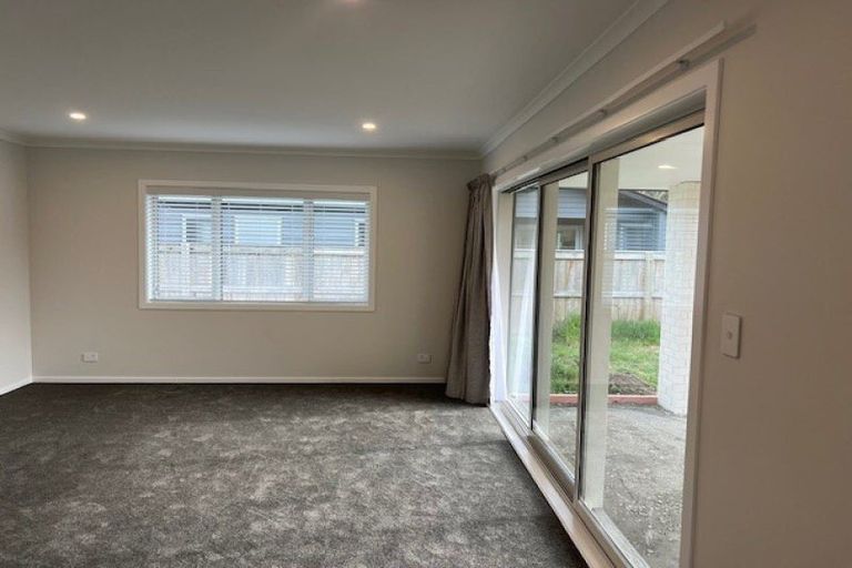 Photo of property in 54b Costley Street, Carterton, 5713