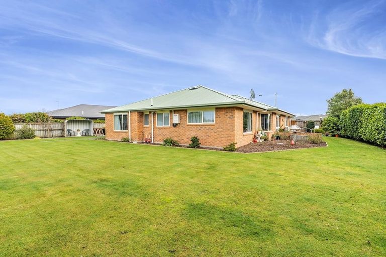 Photo of property in 6 Oldham Place, Darfield, 7510