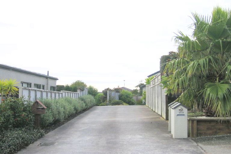 Photo of property in 16 Kilsyth Way, East Tamaki Heights, Auckland, 2016