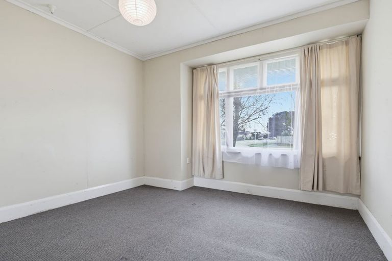 Photo of property in 68 Chelwood Street, Takaro, Palmerston North, 4412
