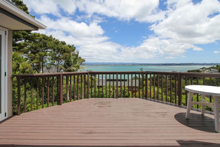 Photo of property in 87 Hadfield Street, Beach Haven, Auckland, 0626