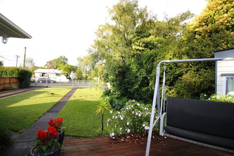 Photo of property in 8 Nicolas Avenue, Glen Eden, Auckland, 0602