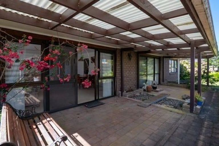 Photo of property in 4 Orchard Place, Lynmore, Rotorua, 3010