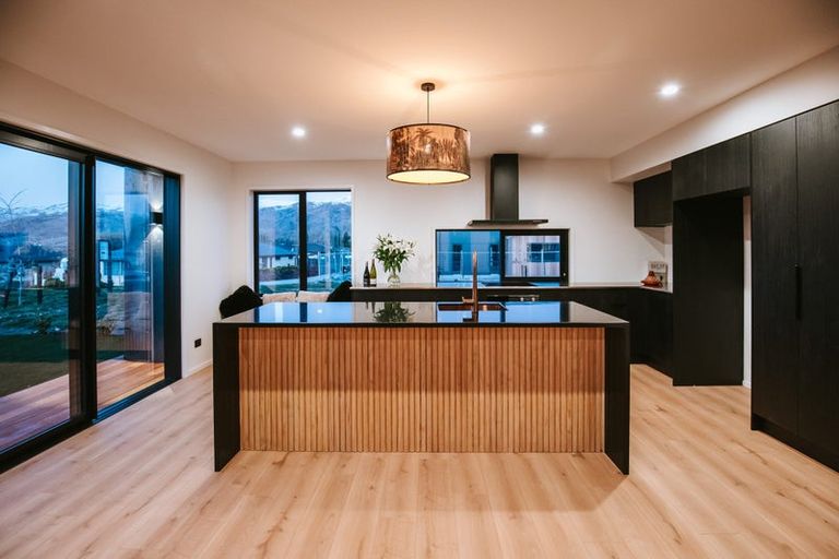 Photo of property in 19 Magnum Drive, Cromwell, 9310