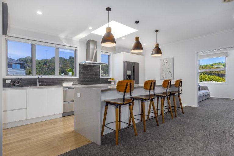 Photo of property in 202 Navigation Drive, Whitby, Porirua, 5024