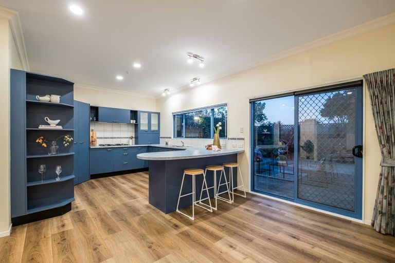 Photo of property in 3 Barque Crescent, Whitby, Porirua, 5024