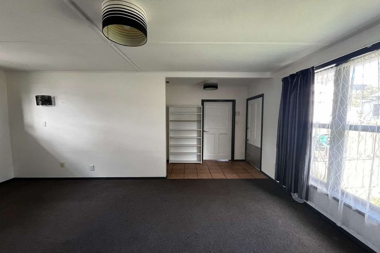 Photo of property in 4-6 Speedy Street, Stokes Valley, Lower Hutt, 5019