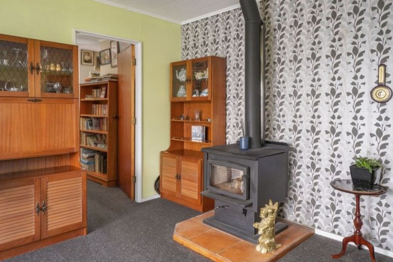 Photo of property in 2/19 Parkers Road, Tahunanui, Nelson, 7011