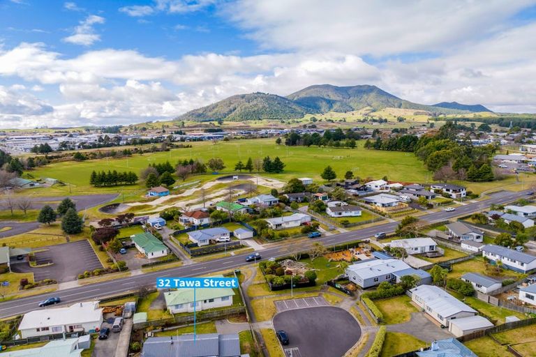 Photo of property in 32 Tawa Street, Hilltop, Taupo, 3330