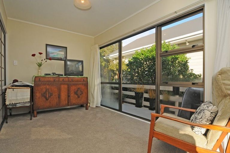 Photo of property in 7a Braithwaite Street, Karori, Wellington, 6012