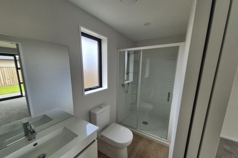 Photo of property in 30 Harry Manship Crescent, Halswell, Christchurch, 8025