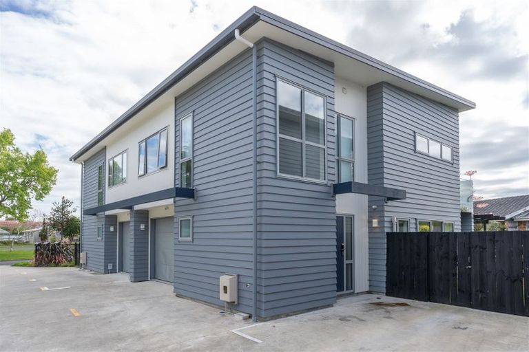 Photo of property in 2/11 Crosher Place, Silverdale, Hamilton, 3216