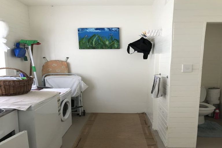 Photo of property in 76 Mitchell Street, Brooklyn, Wellington, 6021