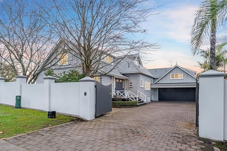 Photo of property in 2 Minnehaha Avenue, Takapuna, Auckland, 0622