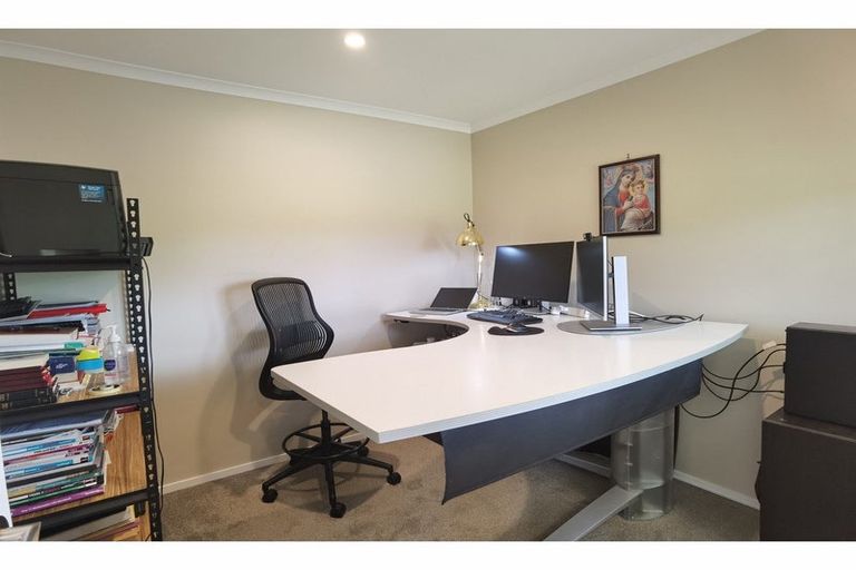 Photo of property in 12 Pickmere Lane, Kerikeri, 0230