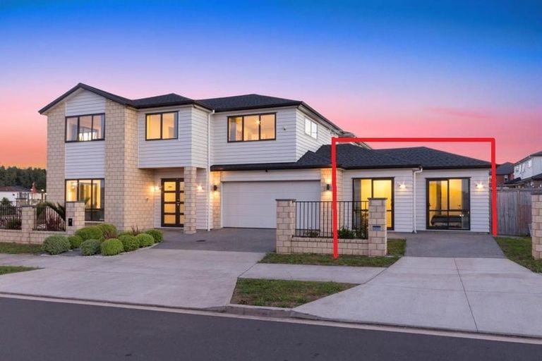 Photo of property in 2 Ballyholey Drive, Flat Bush, Auckland, 2019