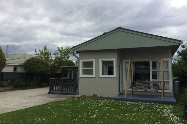 Photo of property in 104 Malcolm Avenue, Beckenham, Christchurch, 8023