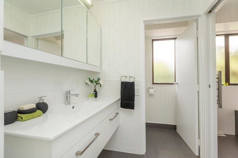 Photo of property in 118 Colombo Road, Waiuku, 2123