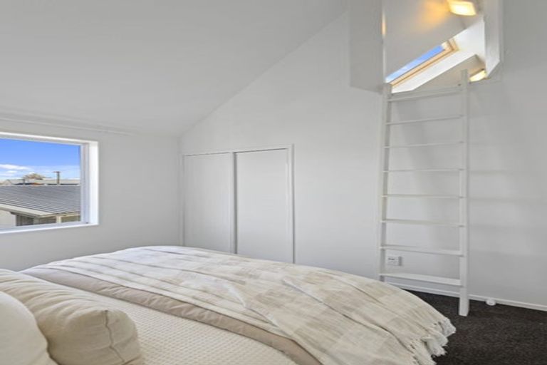 Photo of property in 74 Office Road, Merivale, Christchurch, 8014