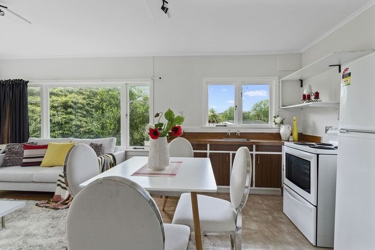 Photo of property in 79 Hebron Road, Waiake, Auckland, 0630