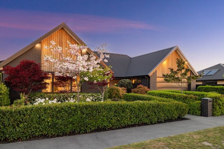 Photo of property in 10 Polish Settlers Place, Marshland, Christchurch, 8083