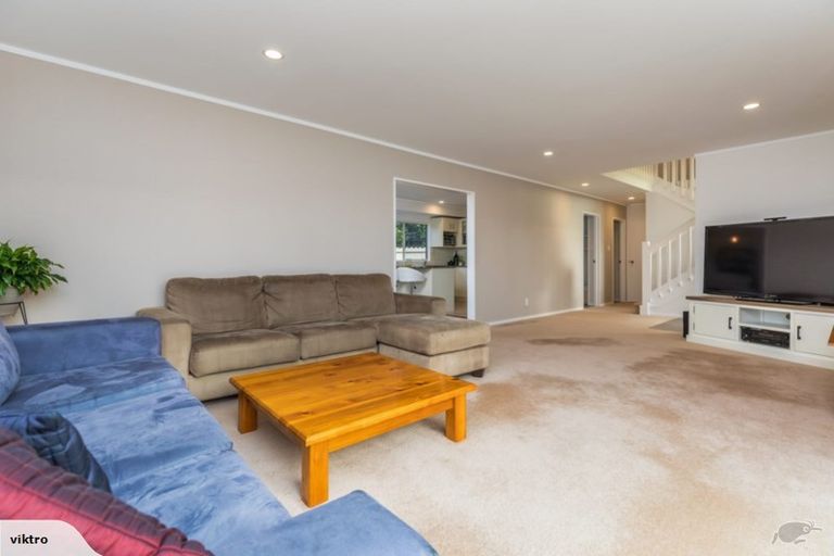 Photo of property in 9 Robina Court, Burswood, Auckland, 2013