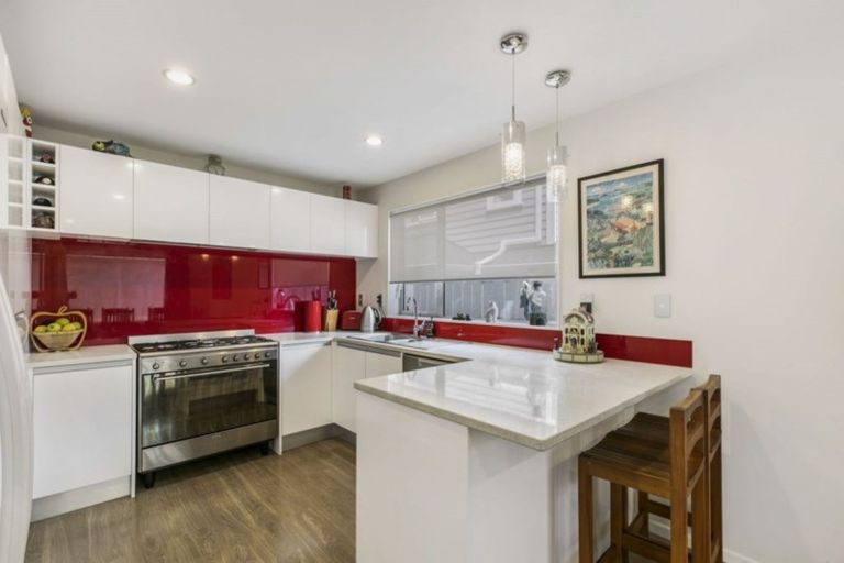 Photo of property in 111a Moore Street, Howick, Auckland, 2014