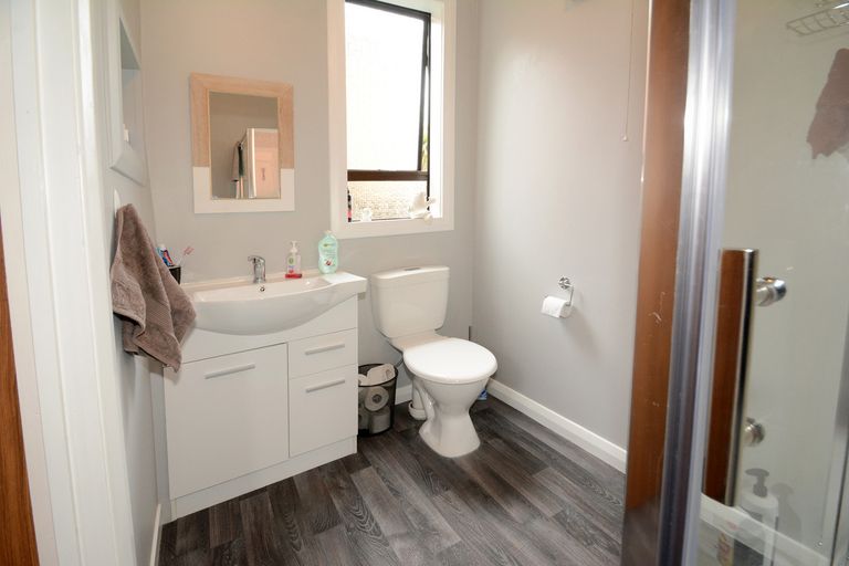 Photo of property in 2a Neill Street, Green Island, Dunedin, 9018