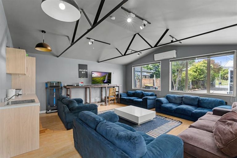 Photo of property in 37 Sparks Road, Hoon Hay, Christchurch, 8025