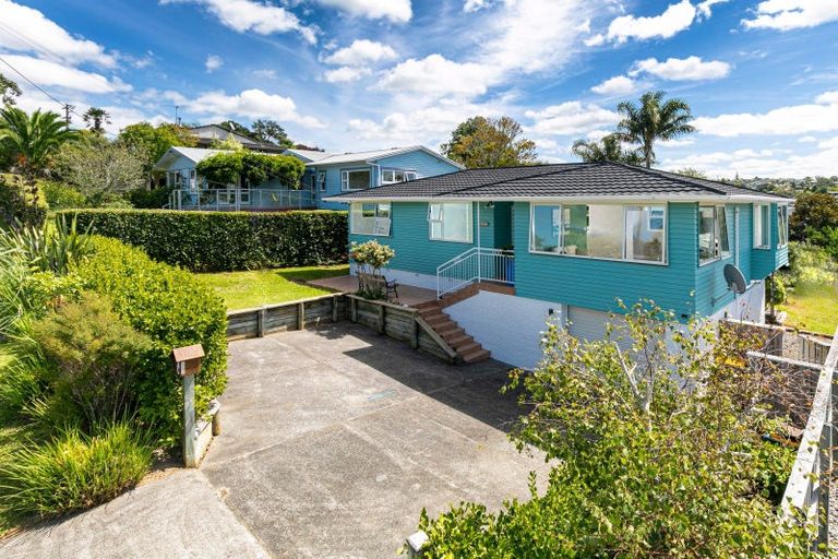 Photo of property in 90 Deep Creek Road, Torbay, Auckland, 0630