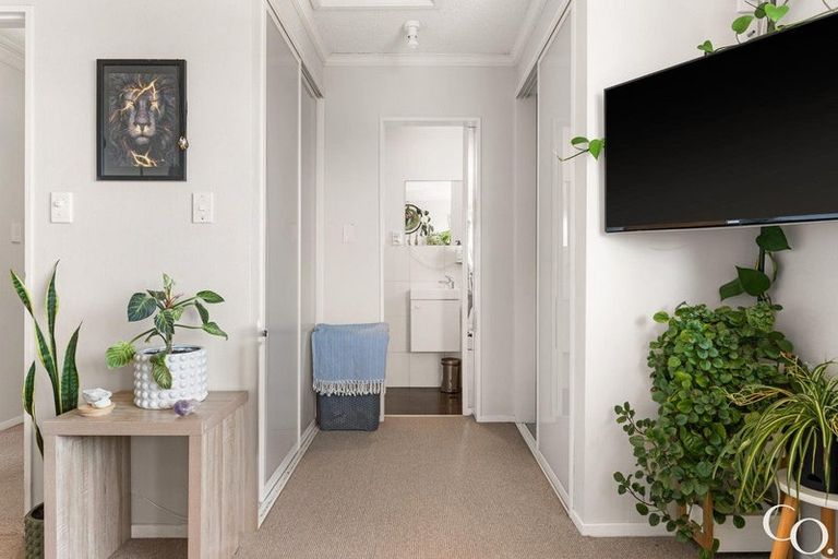 Photo of property in 4/10 Sutherland Avenue, Mount Maunganui, 3116