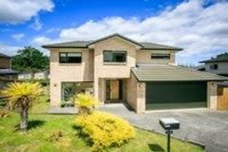Photo of property in 62 Laurel Oak Drive, Schnapper Rock, Auckland, 0632