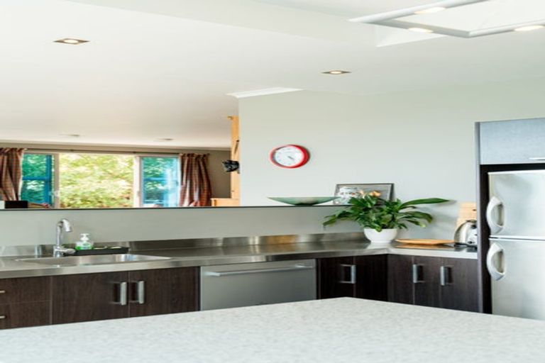 Photo of property in 15 Milford Street, Moeraki, 9482