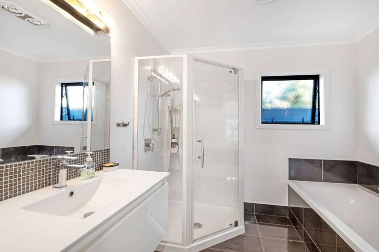 Photo of property in 112a Fitzroy Street, Terrace End, Palmerston North, 4410