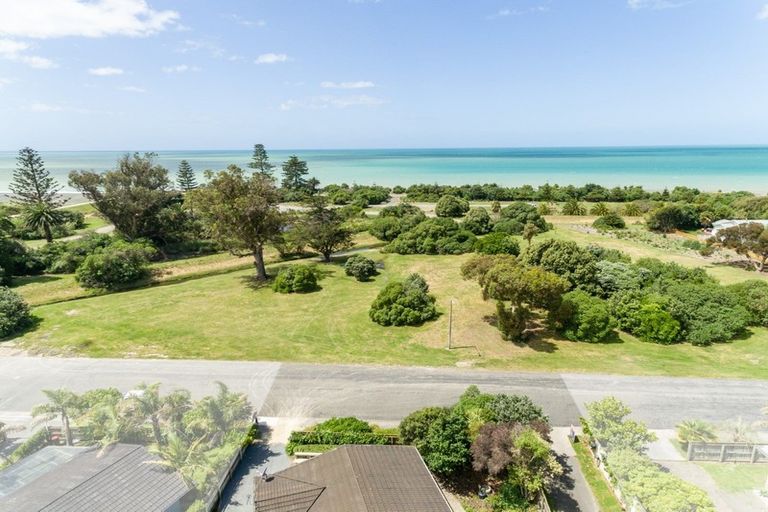 Photo of property in 23b Grange Road North, Haumoana, 4102