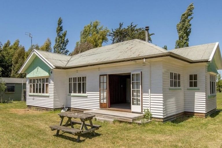 Photo of property in 1467 Main Road North, Waikuku, Rangiora, 7473